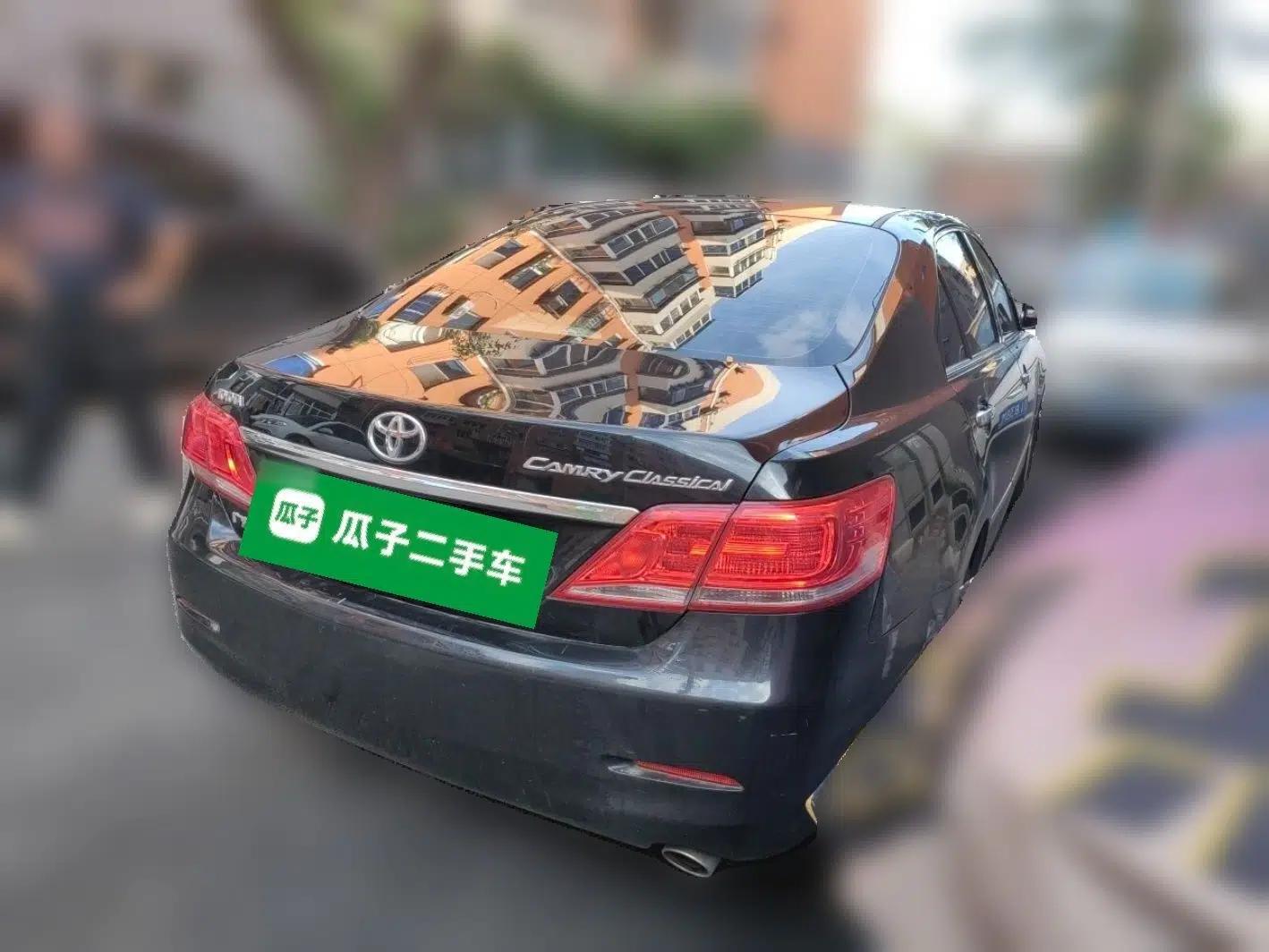 Toyota Camry 2013 200G Classic Luxury Edition — миниатюра 6