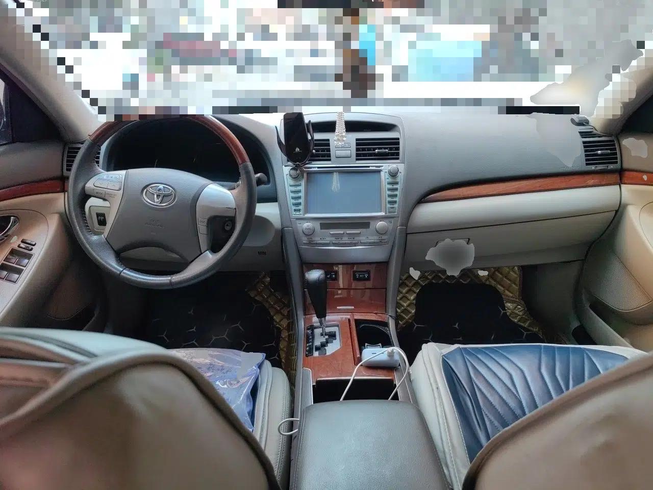 Toyota Camry 2013 200G Classic Luxury Edition — миниатюра 9