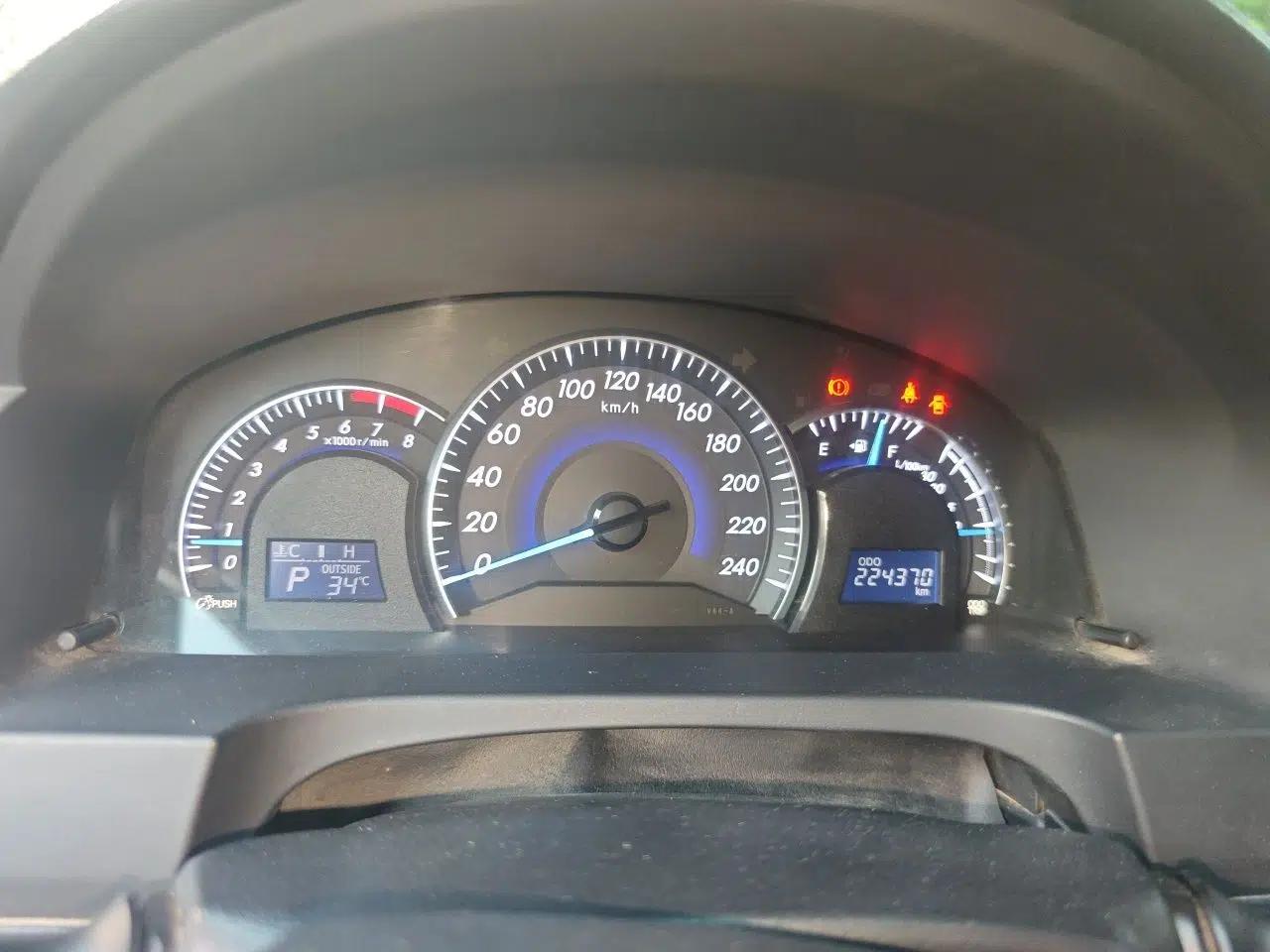 Toyota Camry 2013 2.0G Comfort Edition — миниатюра 11