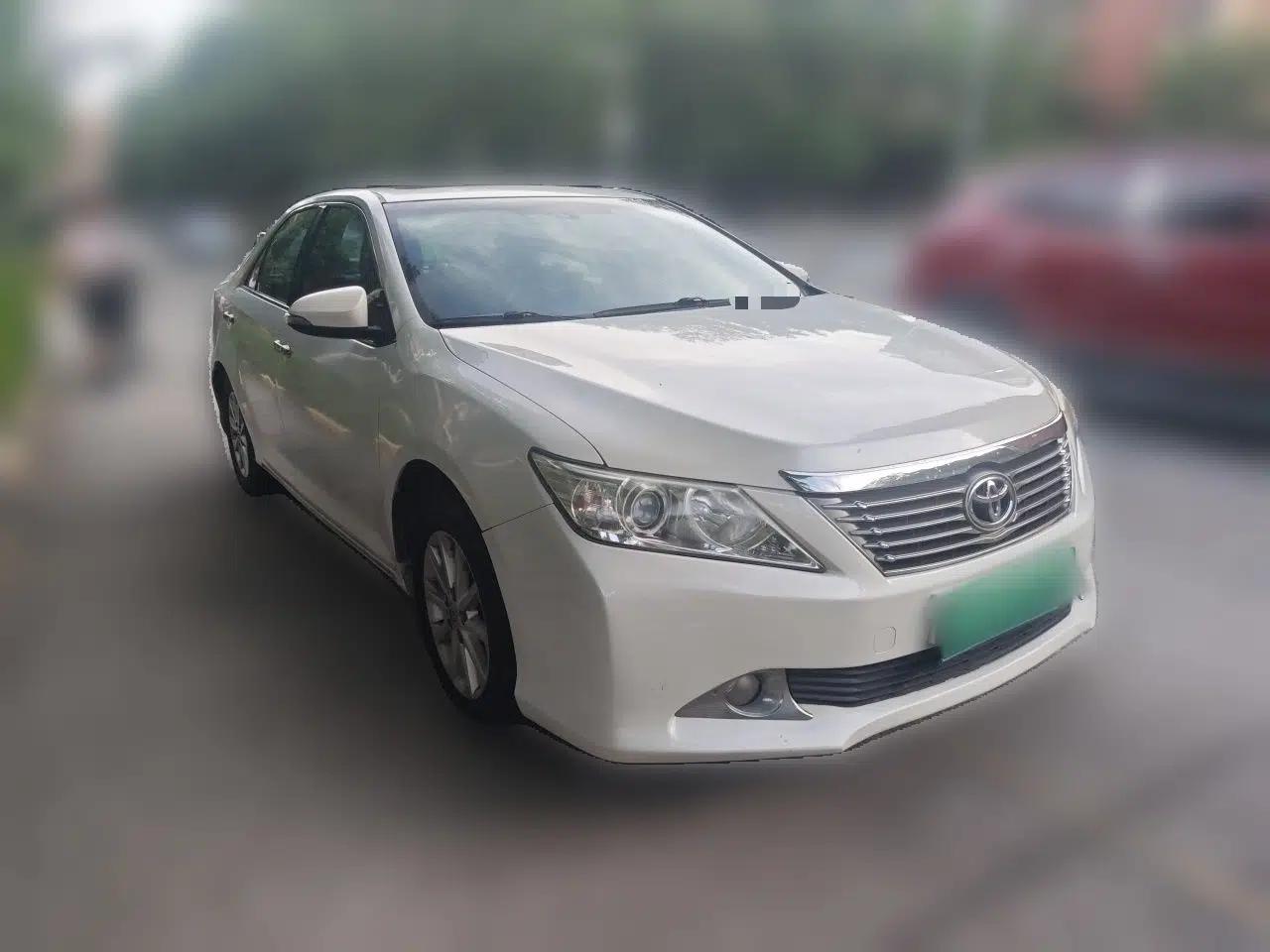 Toyota Camry 2013 2.0G Comfort Edition — миниатюра 3