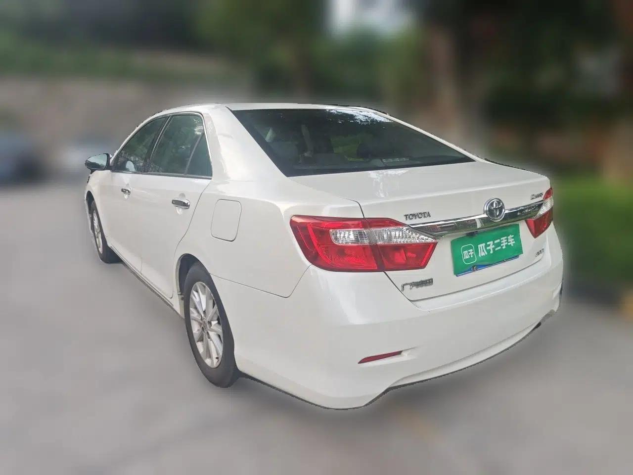 Toyota Camry 2013 2.0G Comfort Edition — миниатюра 4