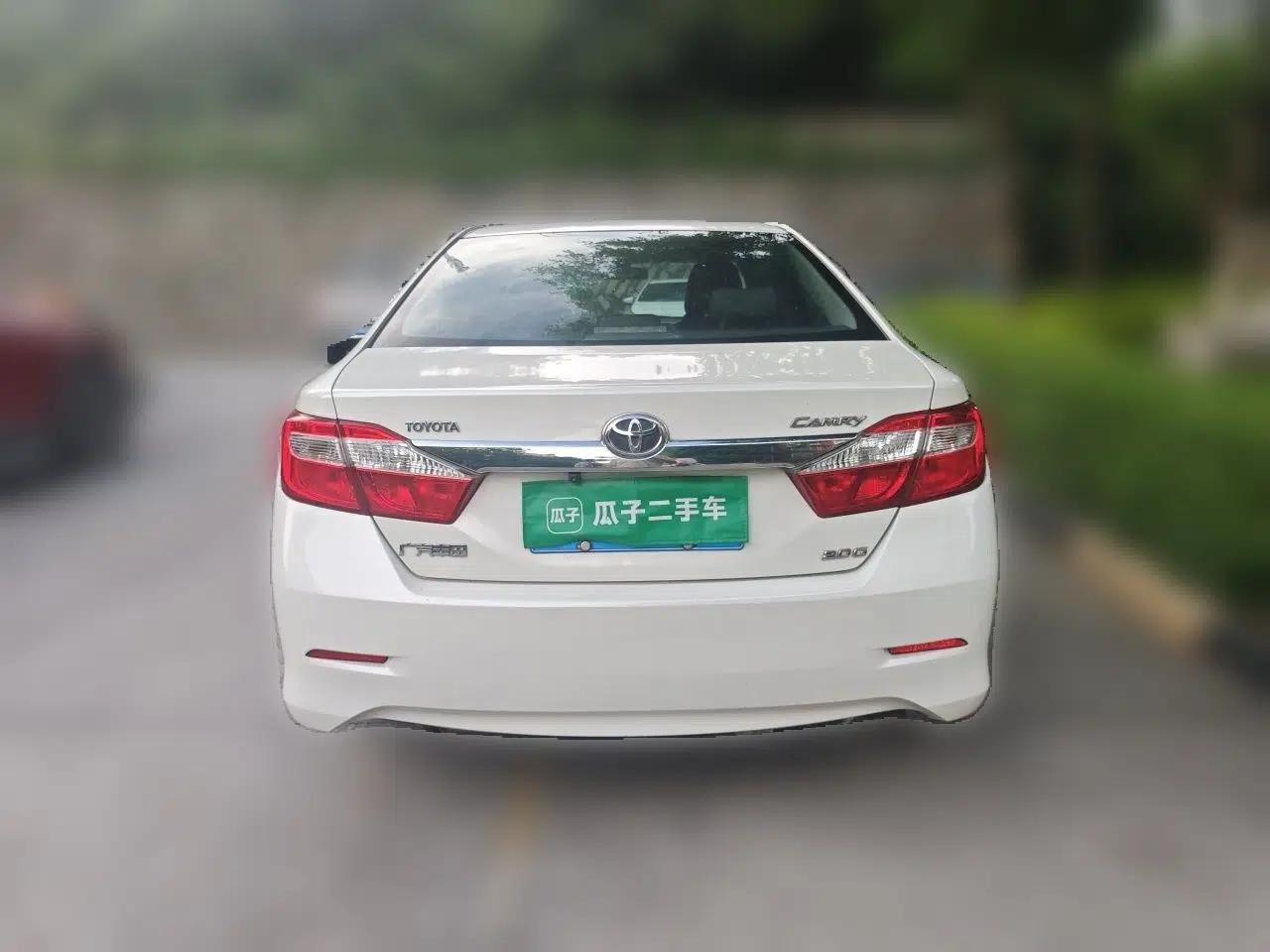 Toyota Camry 2013 2.0G Comfort Edition — миниатюра 5