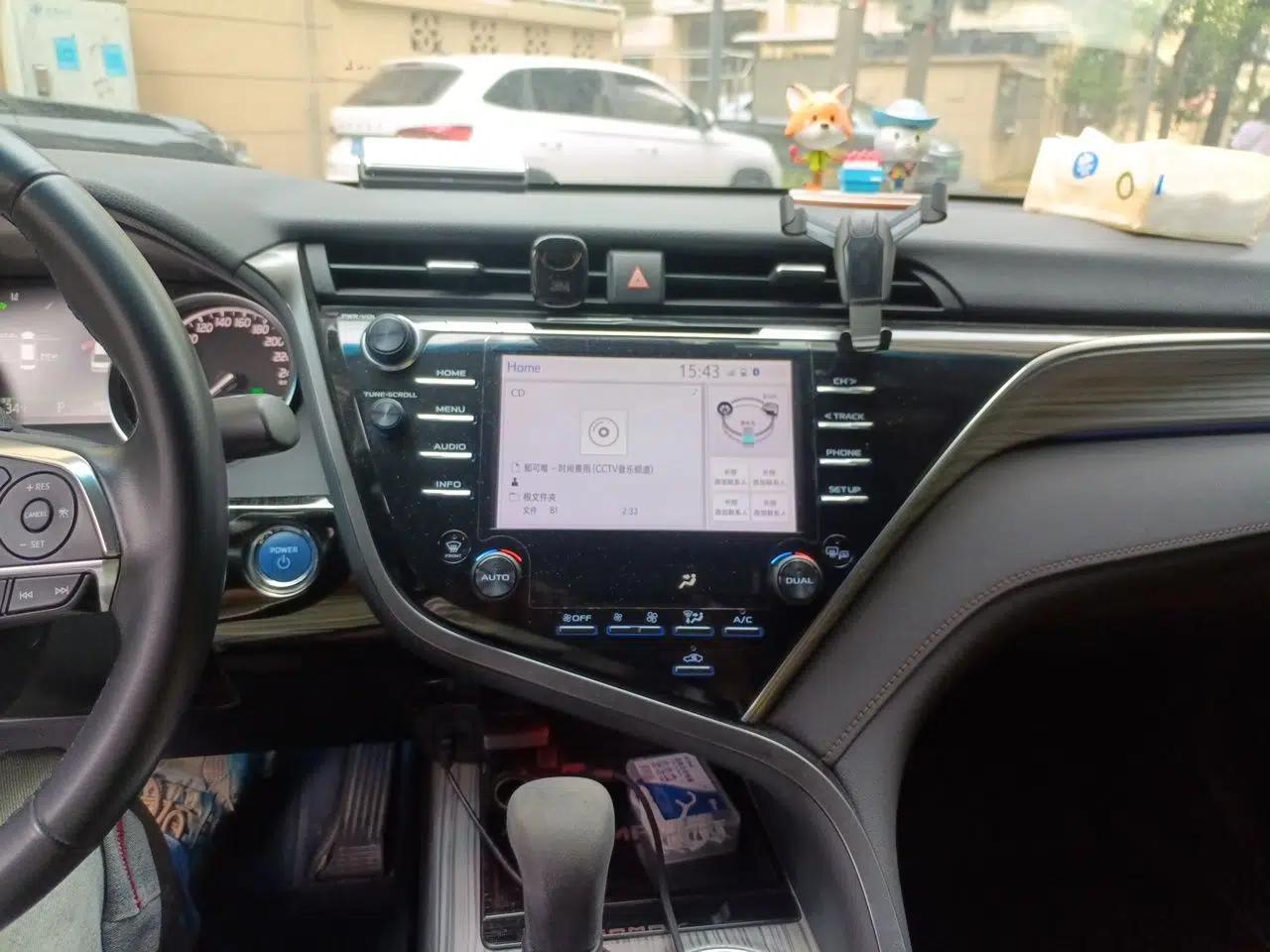 Toyota Camry 2018 Dual-Engine 2.5 HG Luxury Edition — миниатюра 13