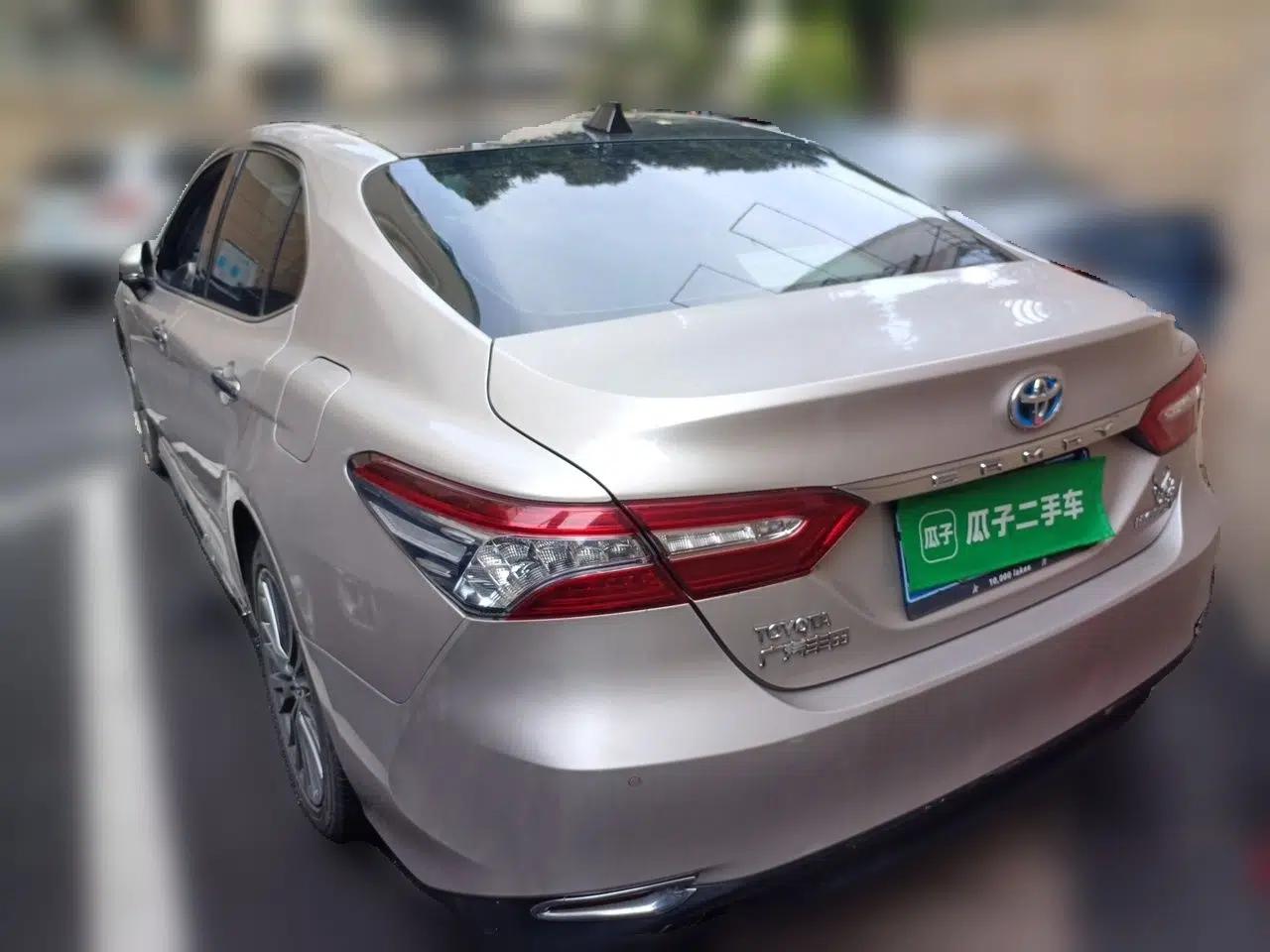 Toyota Camry 2018 Dual-Engine 2.5 HG Luxury Edition — миниатюра 4