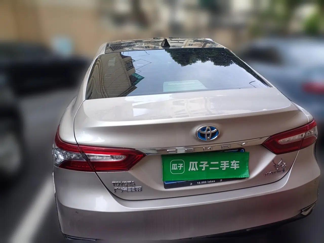 Toyota Camry 2018 Dual-Engine 2.5 HG Luxury Edition — миниатюра 5