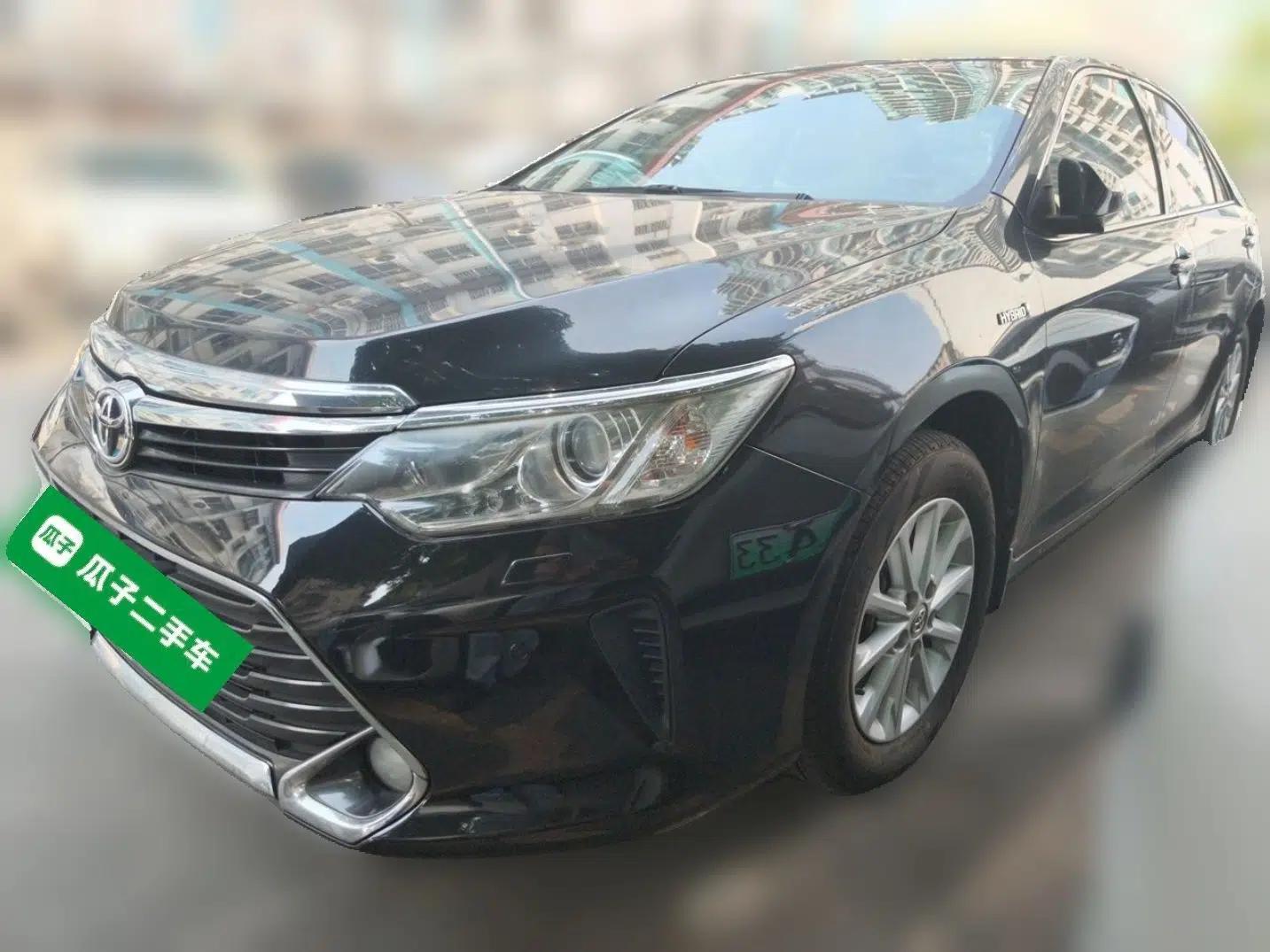 Toyota Camry 2016 Dual-Engine 2.5 HG 10th Anniversary Deluxe Navigation Edition — миниатюра 1