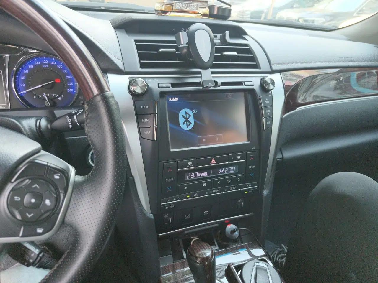 Toyota Camry 2016 Dual-Engine 2.5 HG 10th Anniversary Deluxe Navigation Edition — миниатюра 13