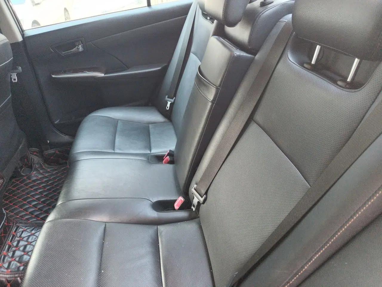 Toyota Camry 2016 Dual-Engine 2.5 HG 10th Anniversary Deluxe Navigation Edition — миниатюра 17