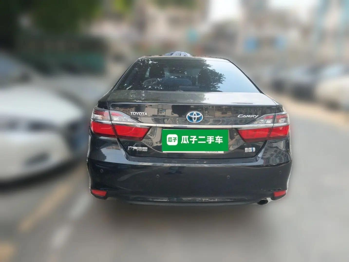 Toyota Camry 2016 Dual-Engine 2.5 HG 10th Anniversary Deluxe Navigation Edition — миниатюра 5