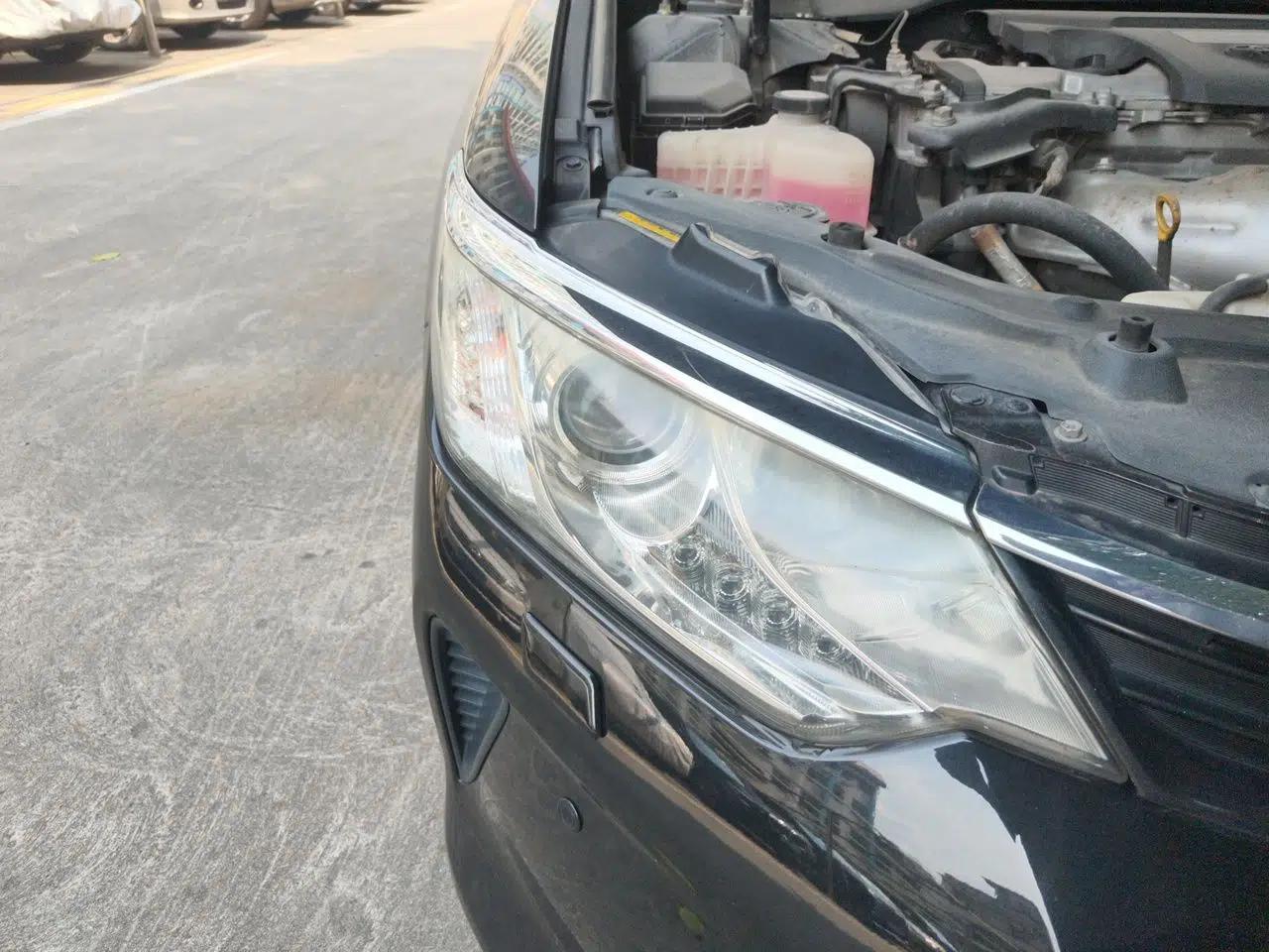 Toyota Camry 2016 Dual-Engine 2.5 HG 10th Anniversary Deluxe Navigation Edition — миниатюра 7