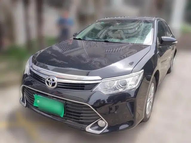 Toyota Camry 2016 2.0G 10th Anniversary Leading Edition
