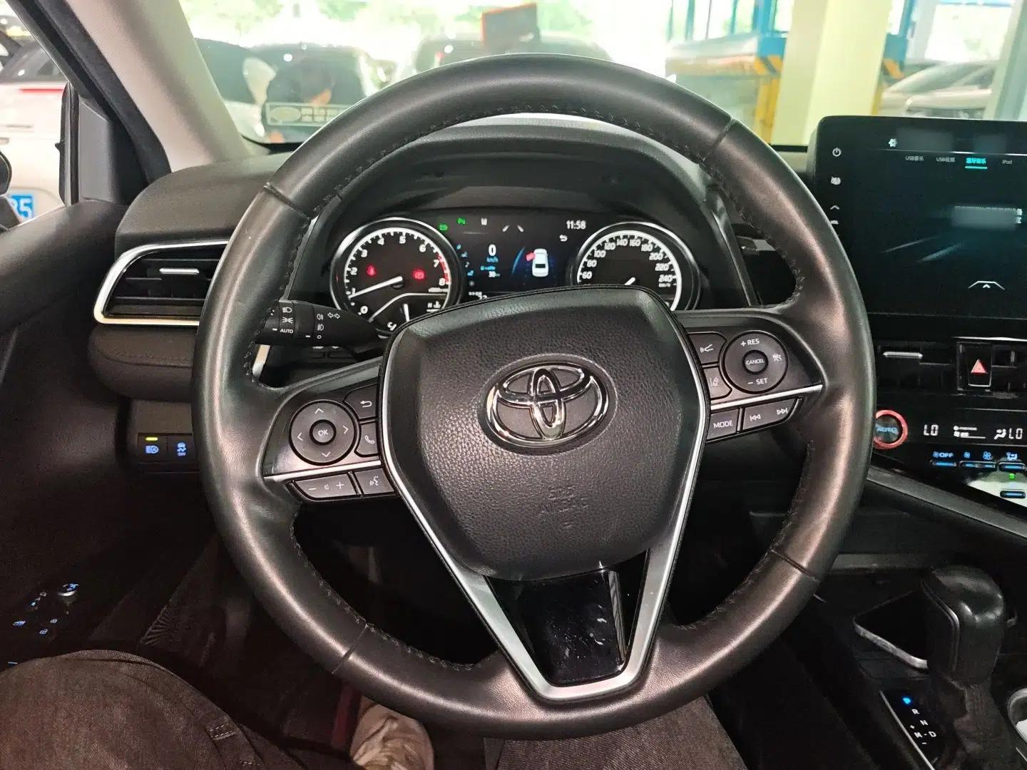 Toyota Camry 2021 2.0G Luxury Edition — миниатюра 13