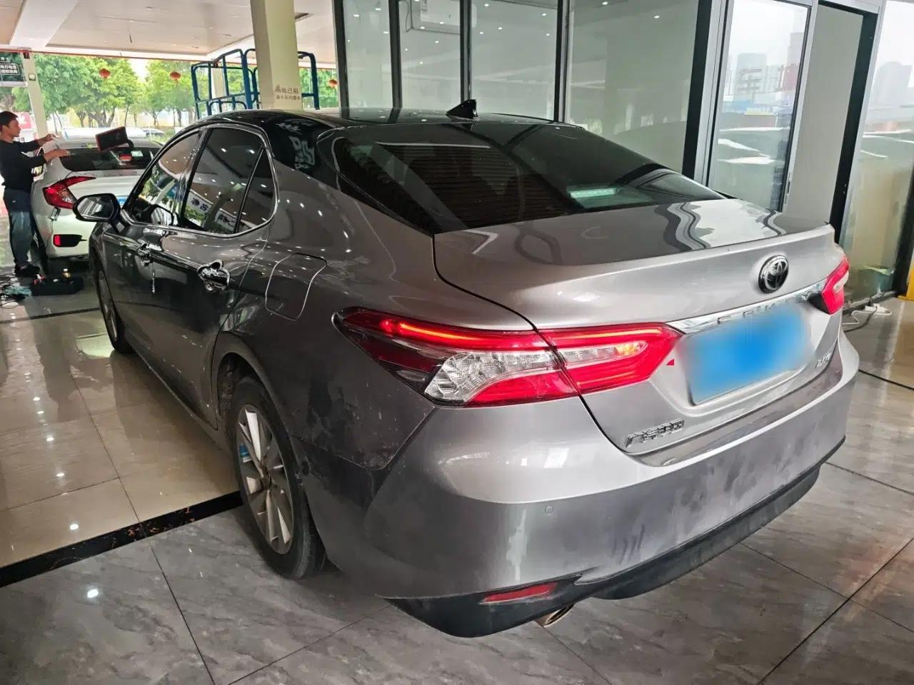 Toyota Camry 2021 2.0G Luxury Edition — миниатюра 4