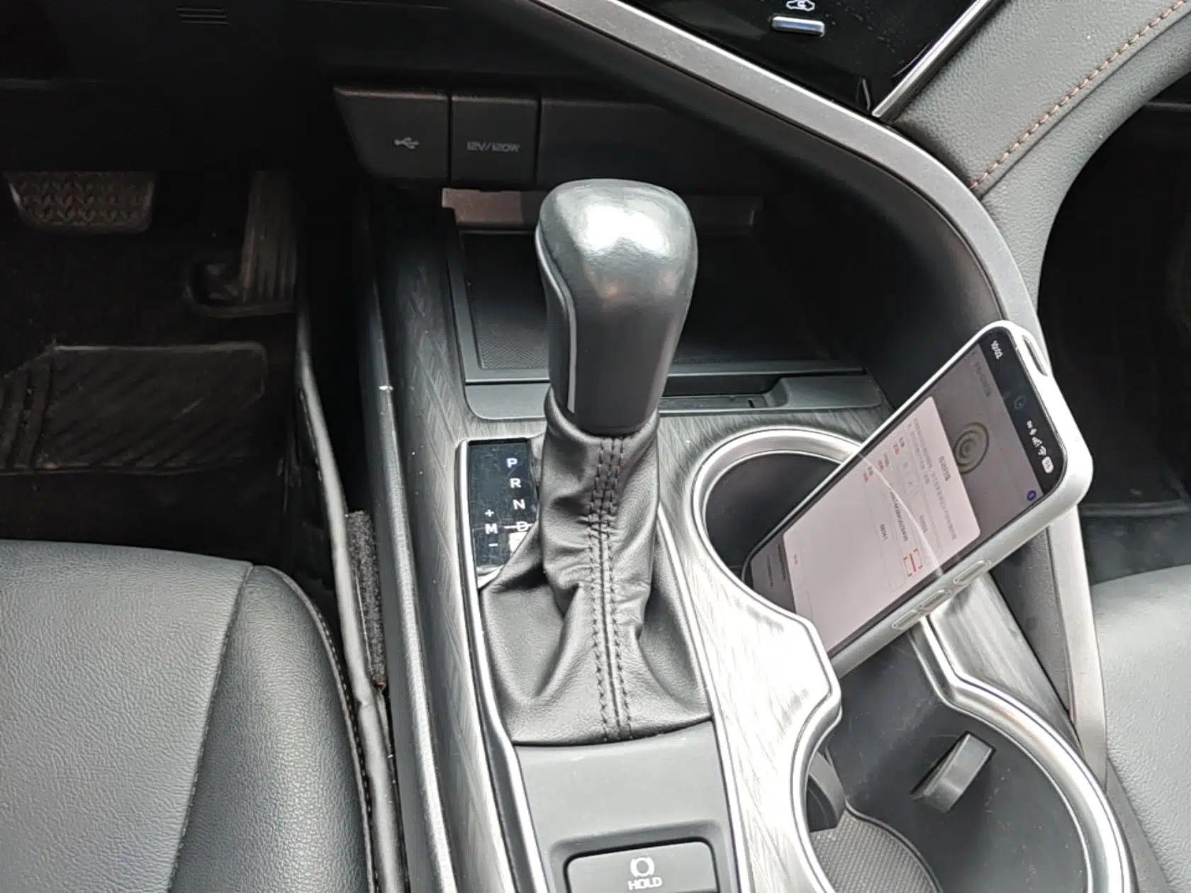 Toyota Camry 2021 2.0G Luxury Edition — миниатюра 16