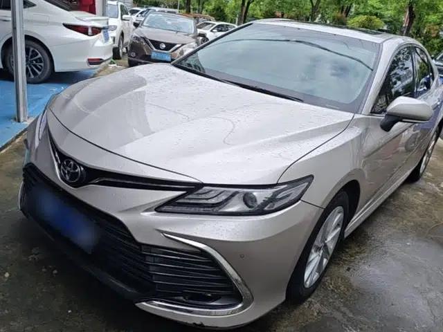 Toyota Camry 2021 2.0G Luxury Edition