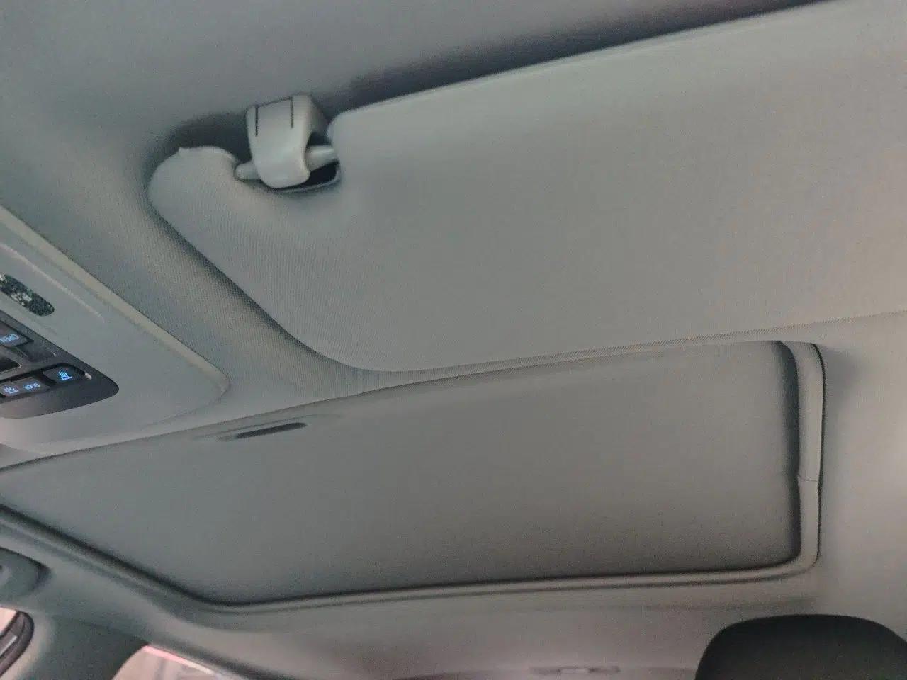 Toyota Camry 2021 2.0G Luxury Edition — миниатюра 18