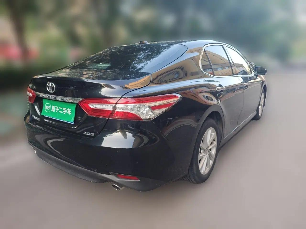 Toyota Camry 2021 2.0G Luxury Edition — миниатюра 6