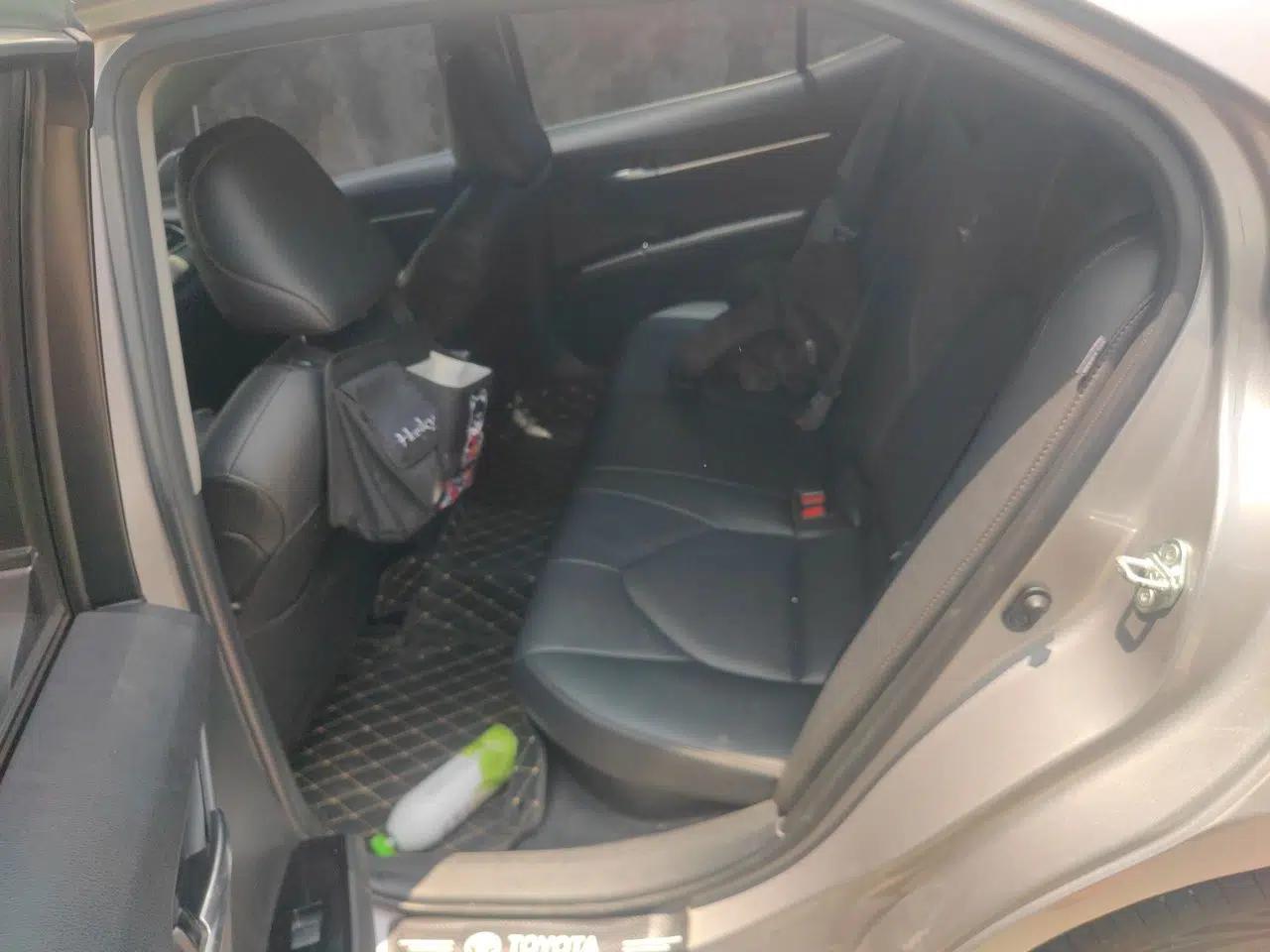 Toyota Camry 2021 Dual-Motor 2.5HG Luxury Edition — миниатюра 17