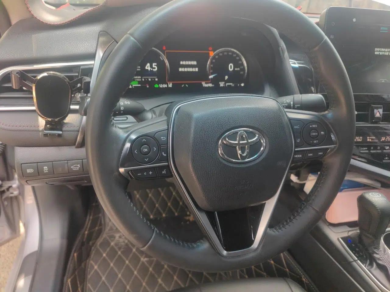 Toyota Camry 2021 Dual-Motor 2.5HG Luxury Edition — миниатюра 10