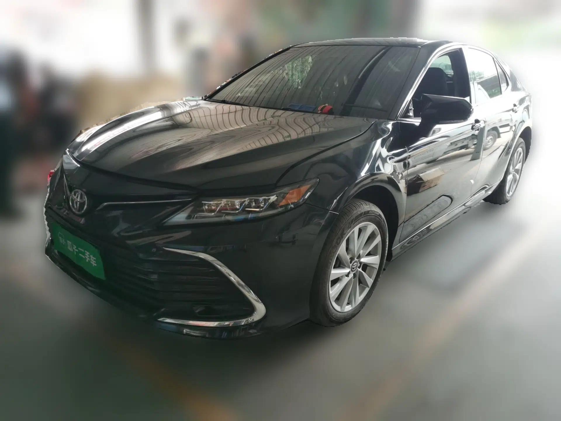 Toyota Camry 2022 2.0GVP Premier Edition — миниатюра 1