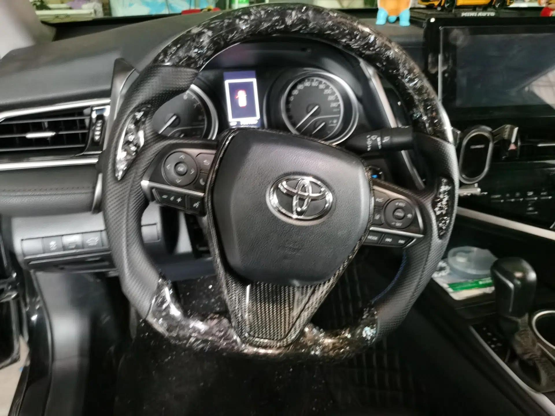 Toyota Camry 2022 2.0GVP Premier Edition — миниатюра 10