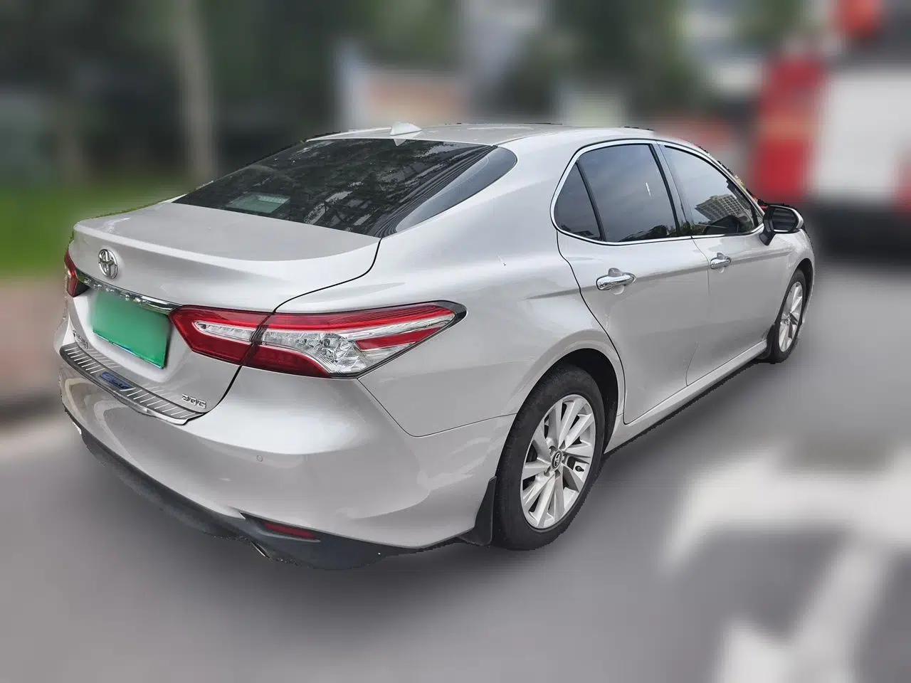 Toyota Camry 2021 2.0G Luxury Edition — миниатюра 6