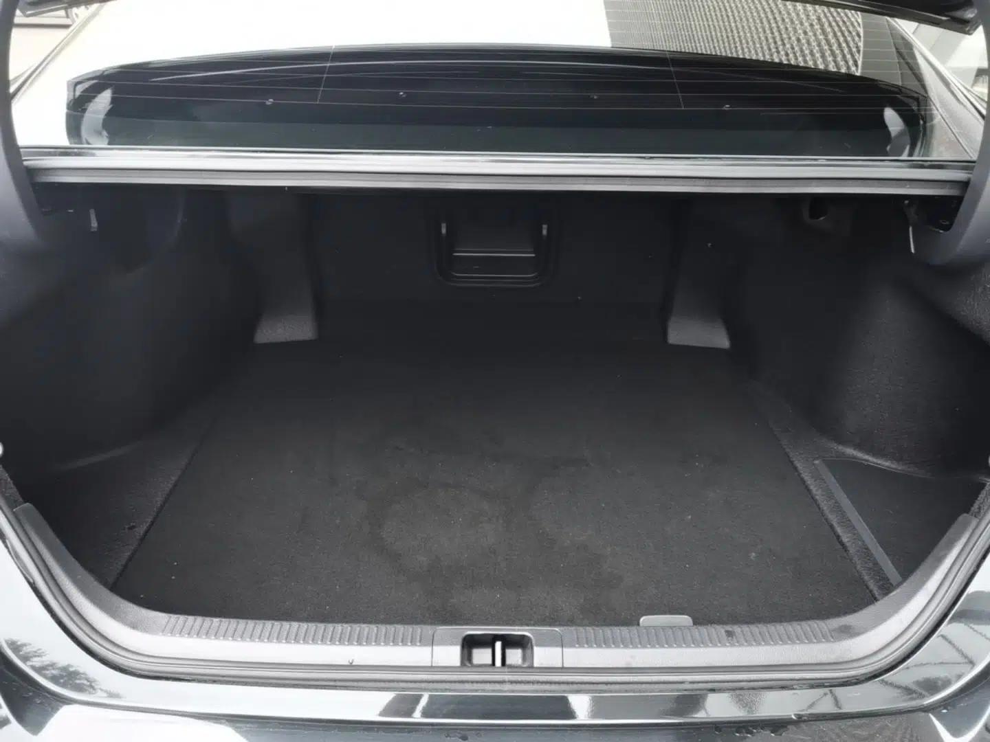 Toyota Camry 2024 Dual-Motor 2.5HQ Flagship Edition — миниатюра 22
