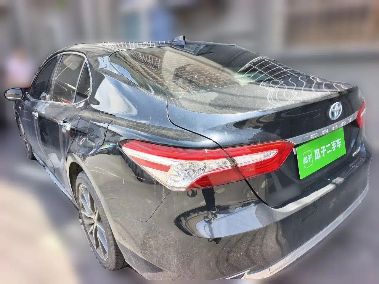 Toyota Camry 2023 Dual-Motor 2.5HG Luxury Edition — миниатюра 4