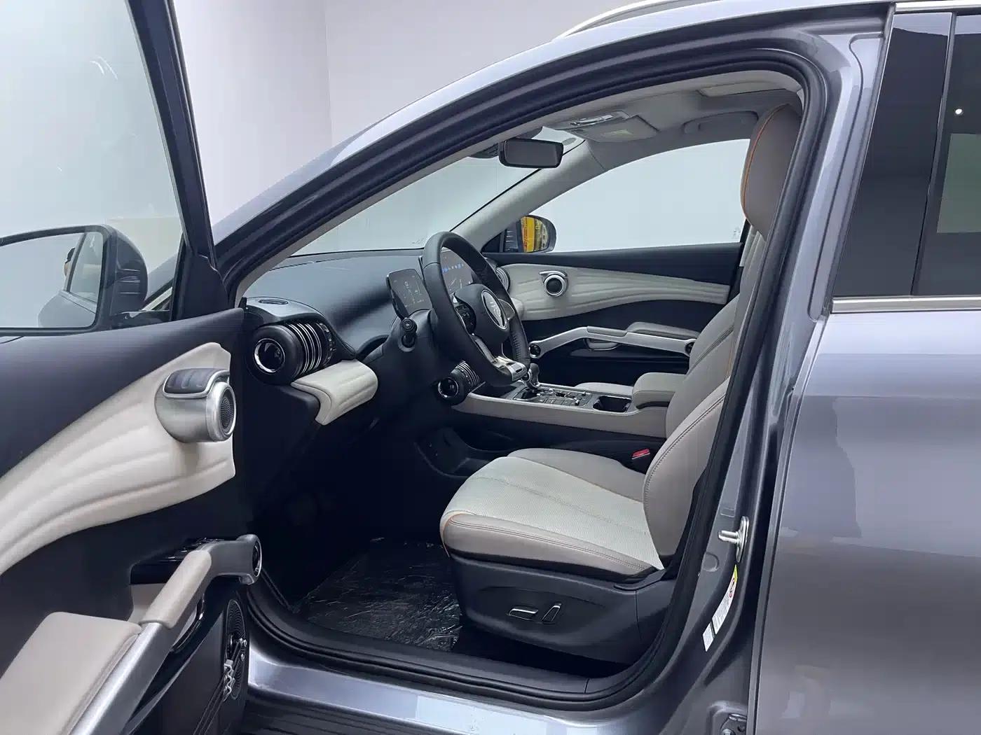 Yuan PLUS 2024 Glory Edition 510KM Superior Model — миниатюра 11