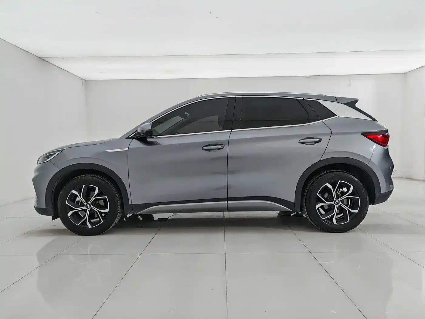 Yuan Plus 2023 Champion Edition 430KM Super Model — миниатюра 8