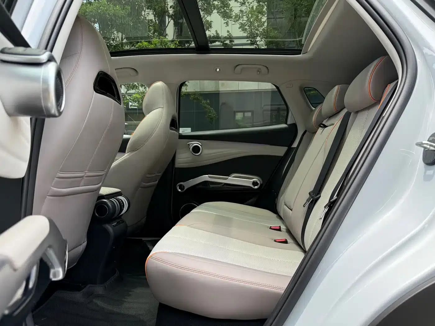 Yuan PLUS 2024 Glory Edition 510KM Superior Model — миниатюра 12