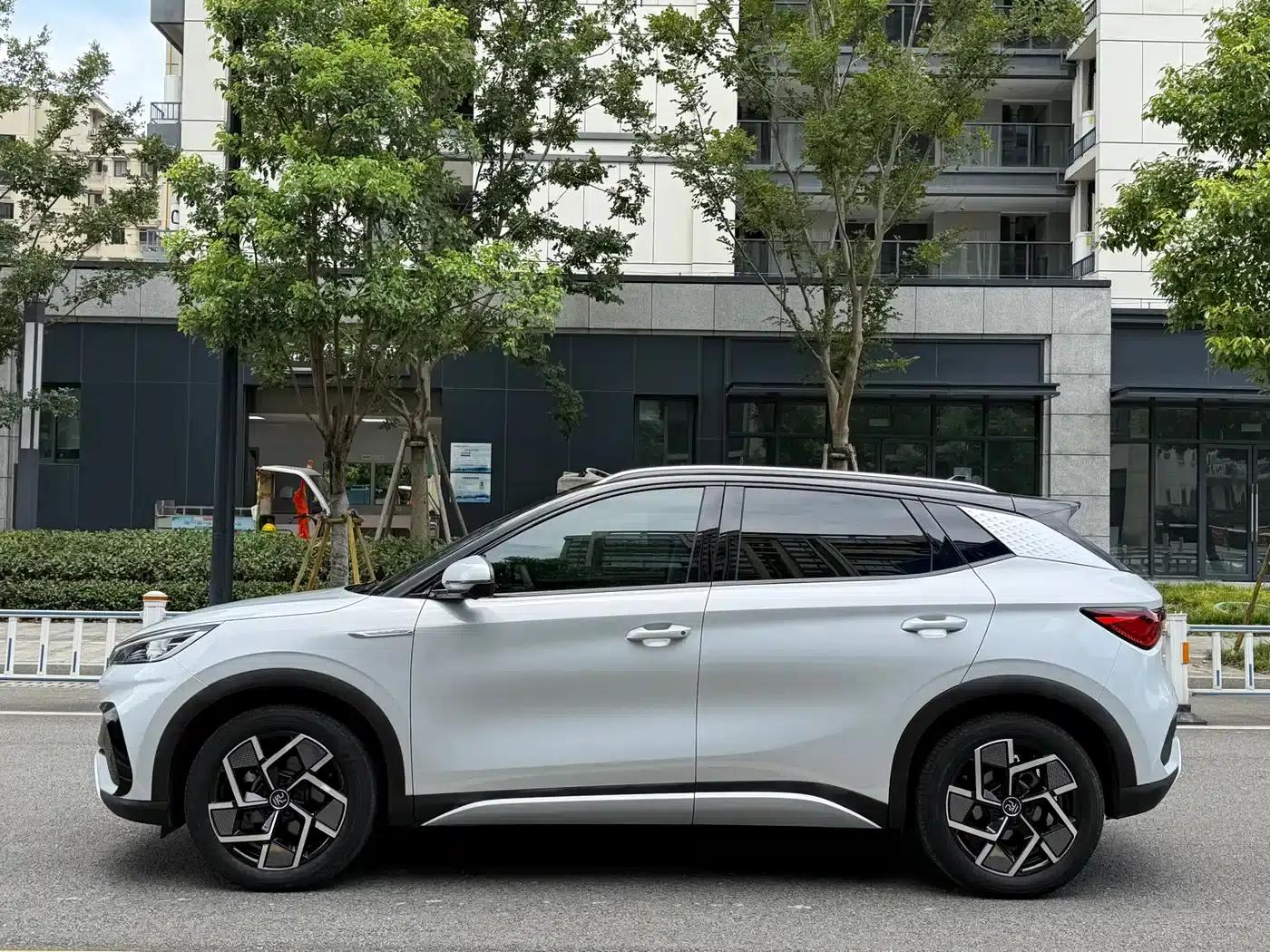 Yuan PLUS 2024 Glory Edition 510KM Superior Model — миниатюра 19