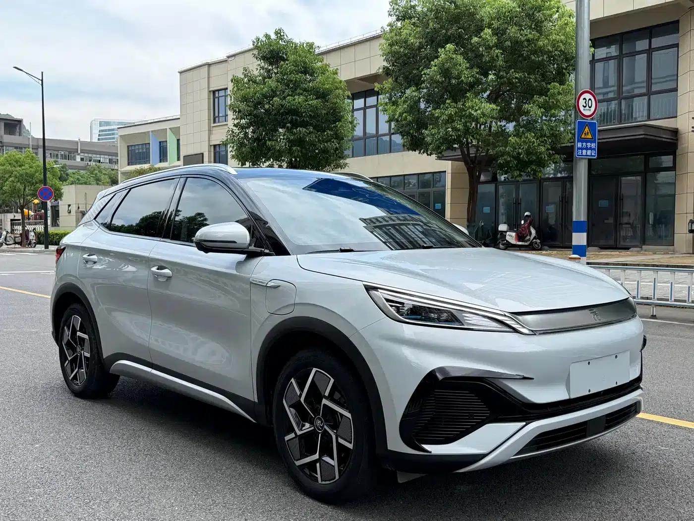 Yuan PLUS 2024 Glory Edition 510KM Superior Model — миниатюра 3