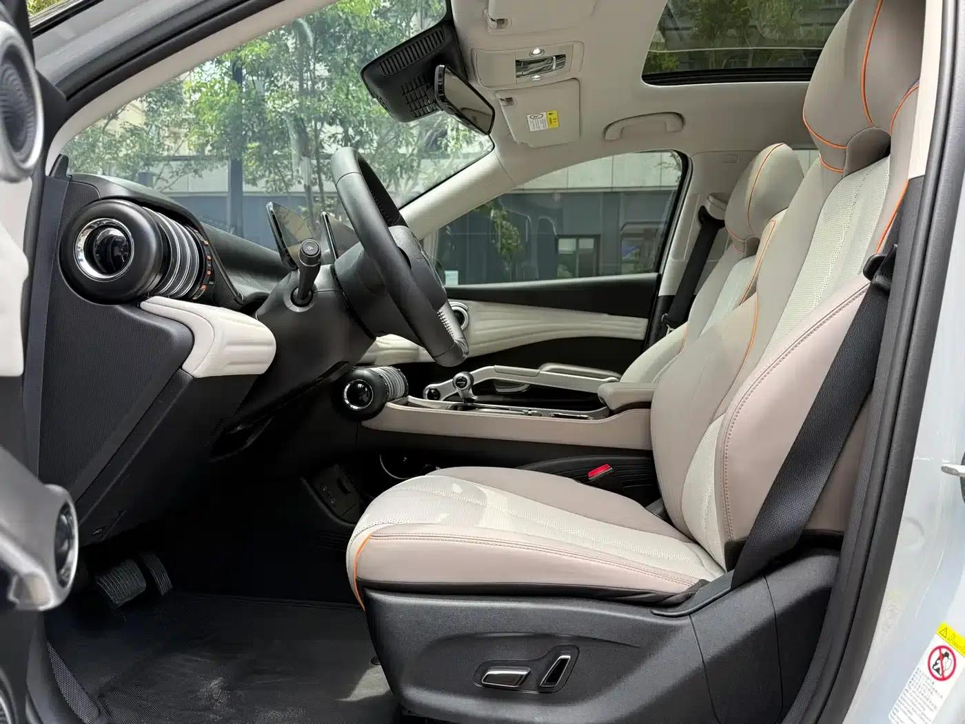 Yuan PLUS 2024 Glory Edition 510KM Superior Model — миниатюра 4