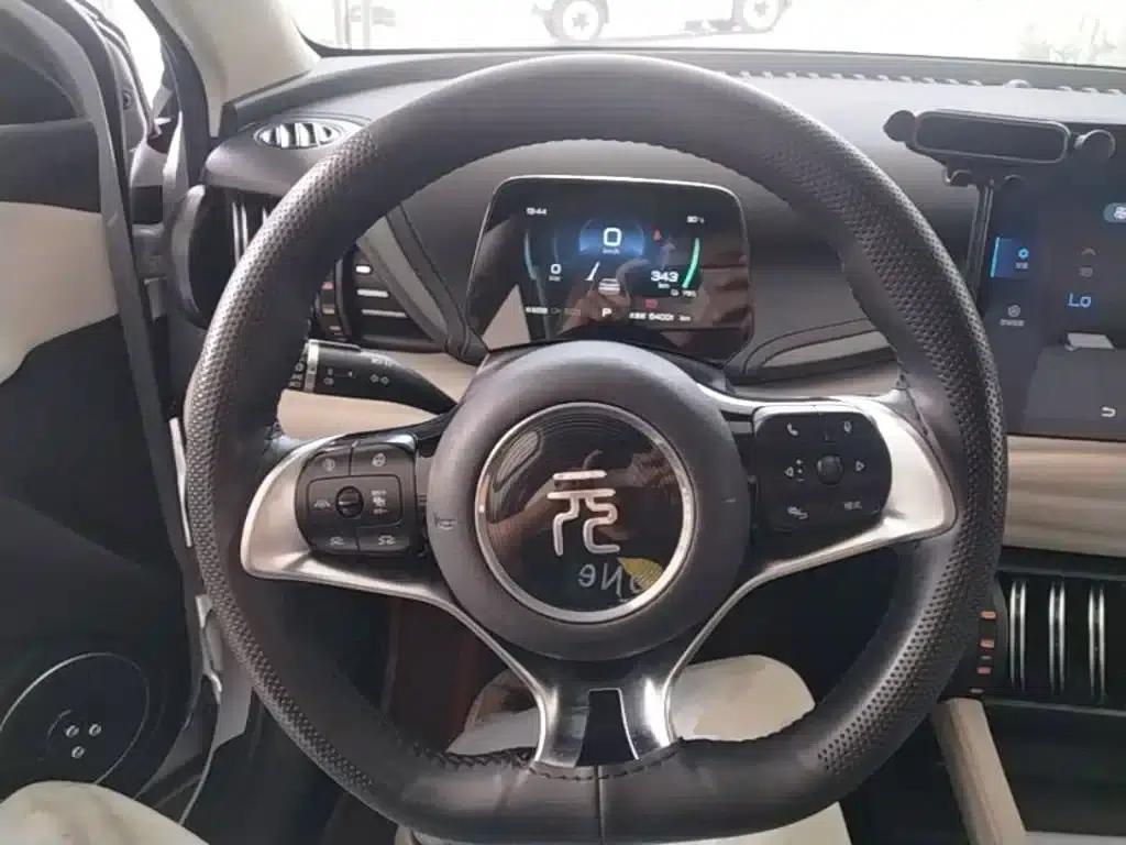 Yuan PLUS 2024 Glory Edition 430KM Superior Model — миниатюра 11