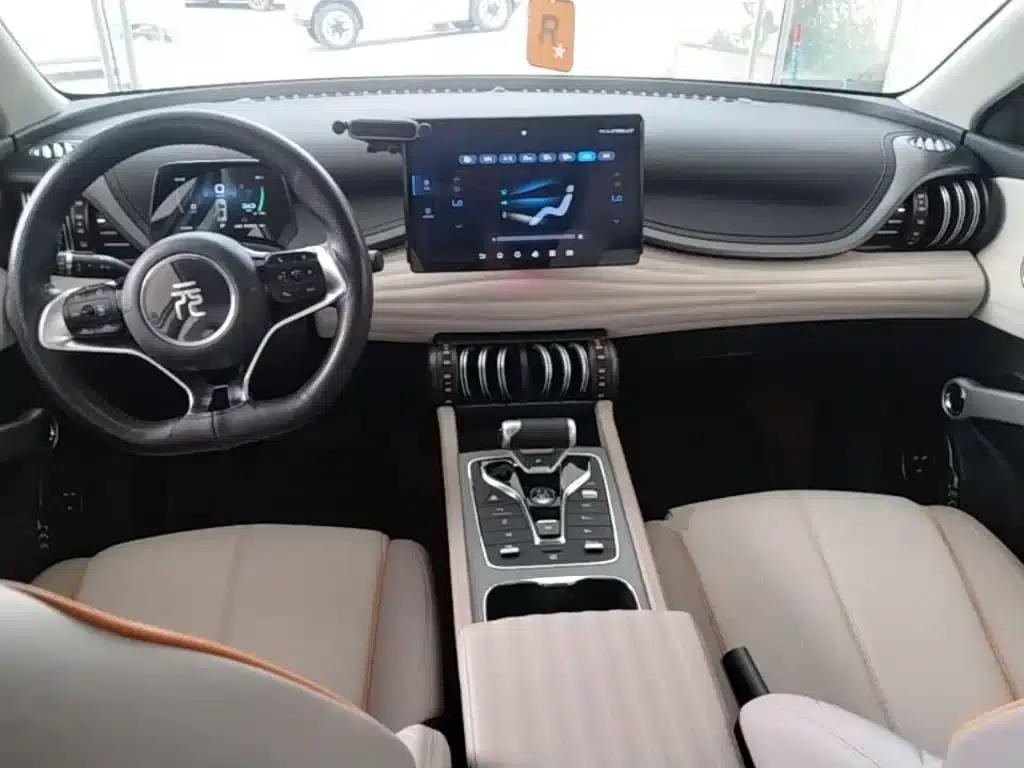 Yuan PLUS 2024 Glory Edition 430KM Superior Model — миниатюра 10