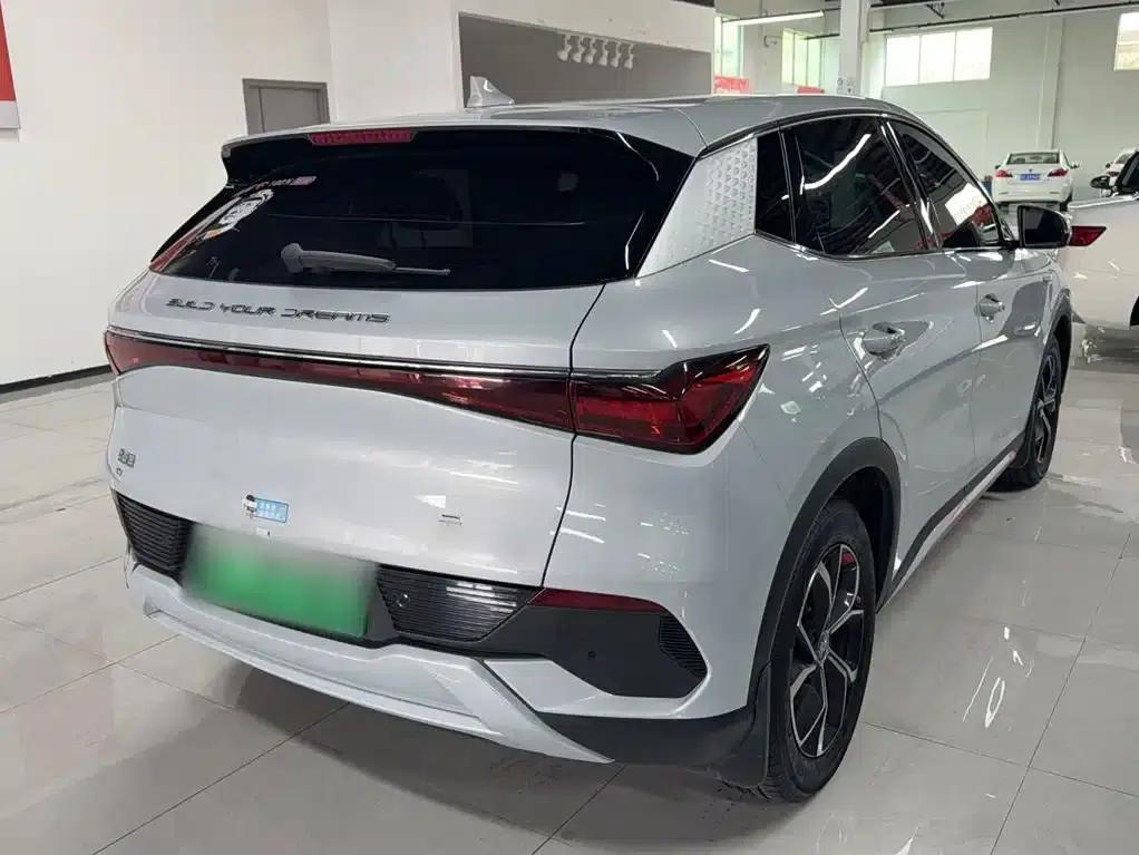 Yuan PLUS 2024 Glory Edition 430KM Leading Model — миниатюра 10