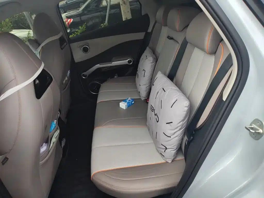 Yuan PLUS 2024 Glory Edition 430KM Leading Model — миниатюра 14