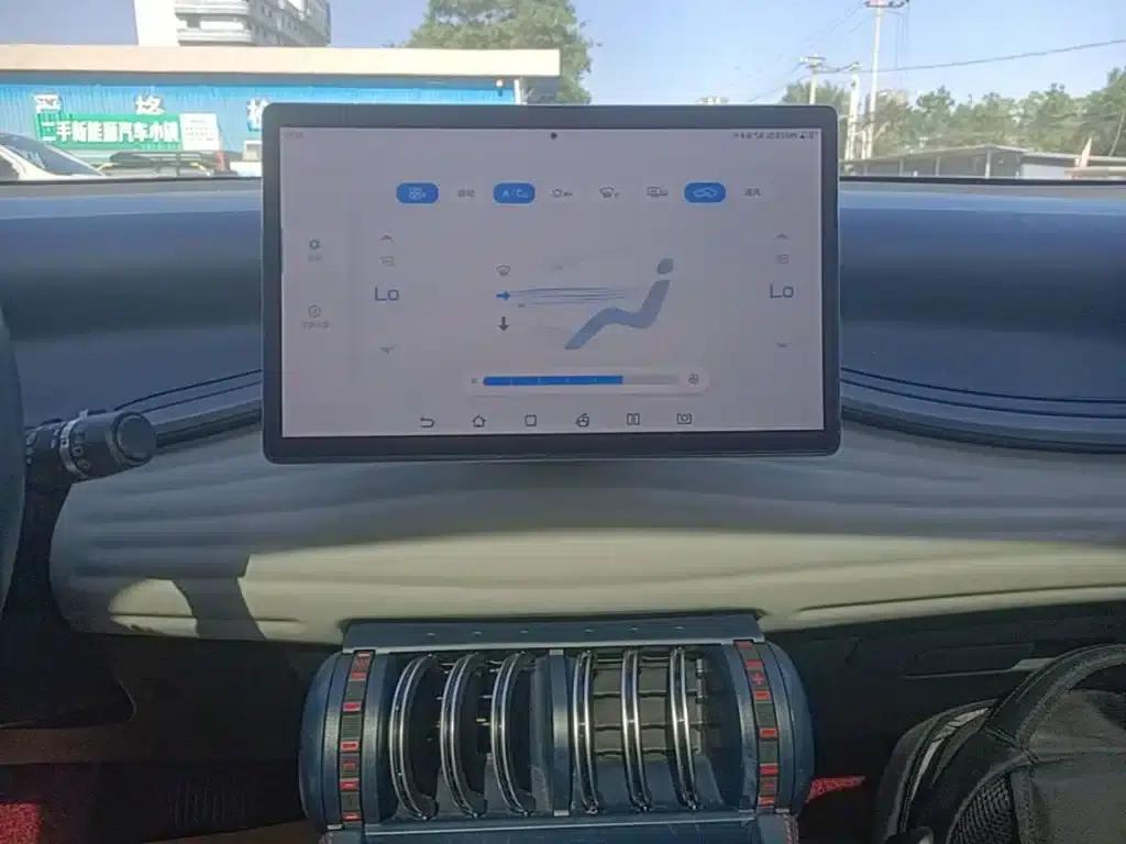 Yuan Plus 2022 430KM Premium — миниатюра 13
