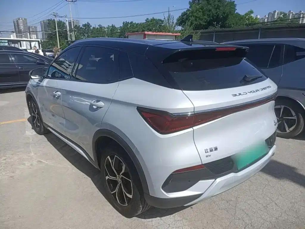 Yuan Plus 2022 430KM Premium — миниатюра 5