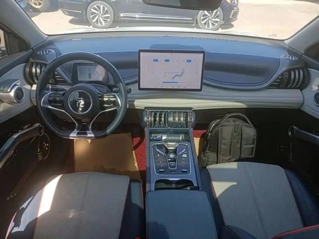 Yuan Plus 2022 430KM Premium — миниатюра 10