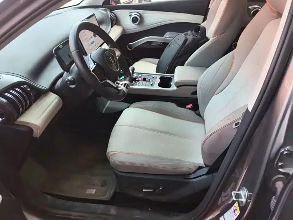 Yuan PLUS 2024 Glory Edition 430KM Leading Model — миниатюра 15