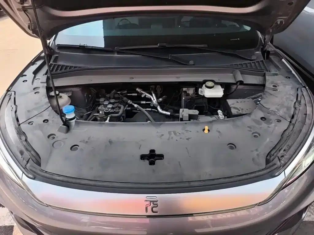 Yuan PLUS 2024 Glory Edition 430KM Leading Model — миниатюра 20