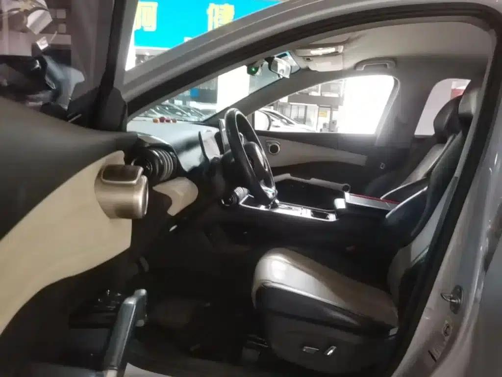 Yuan Plus 2022 430KM Luxury — миниатюра 16