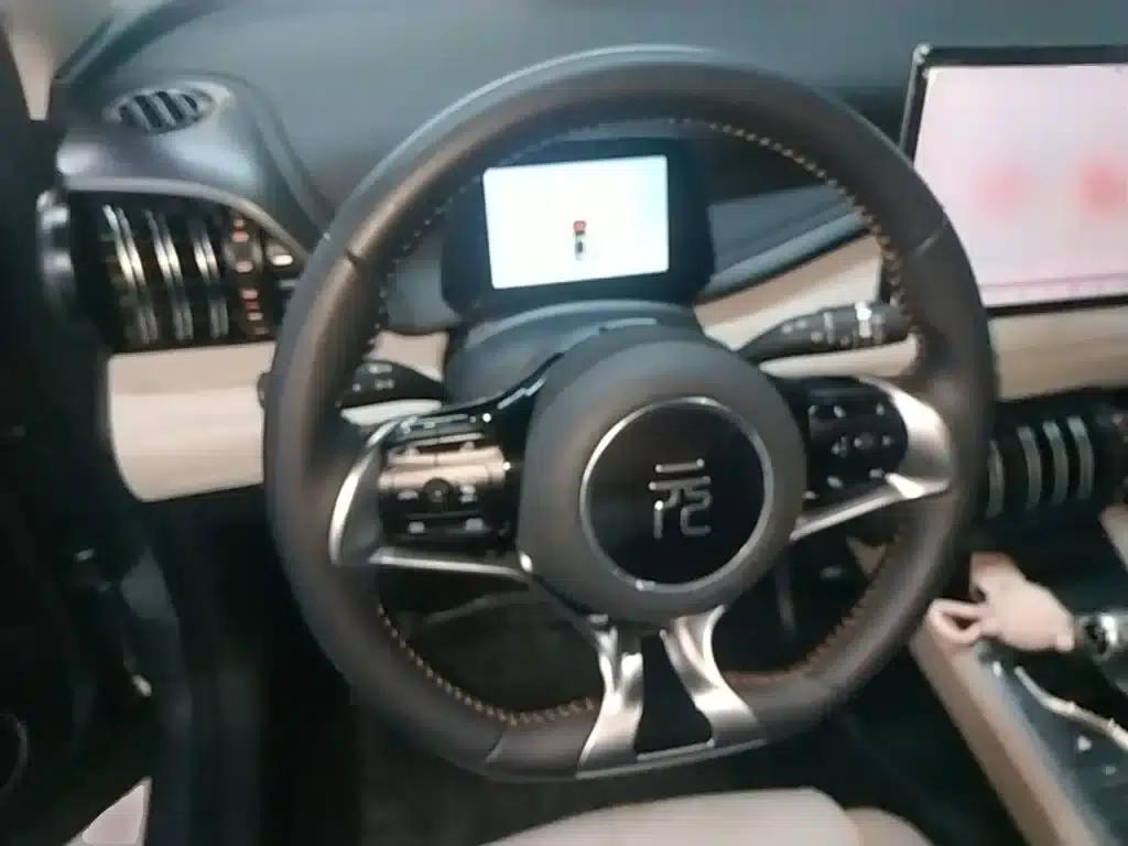 Yuan Plus 2023 Champion Edition 510KM Super Model — миниатюра 11