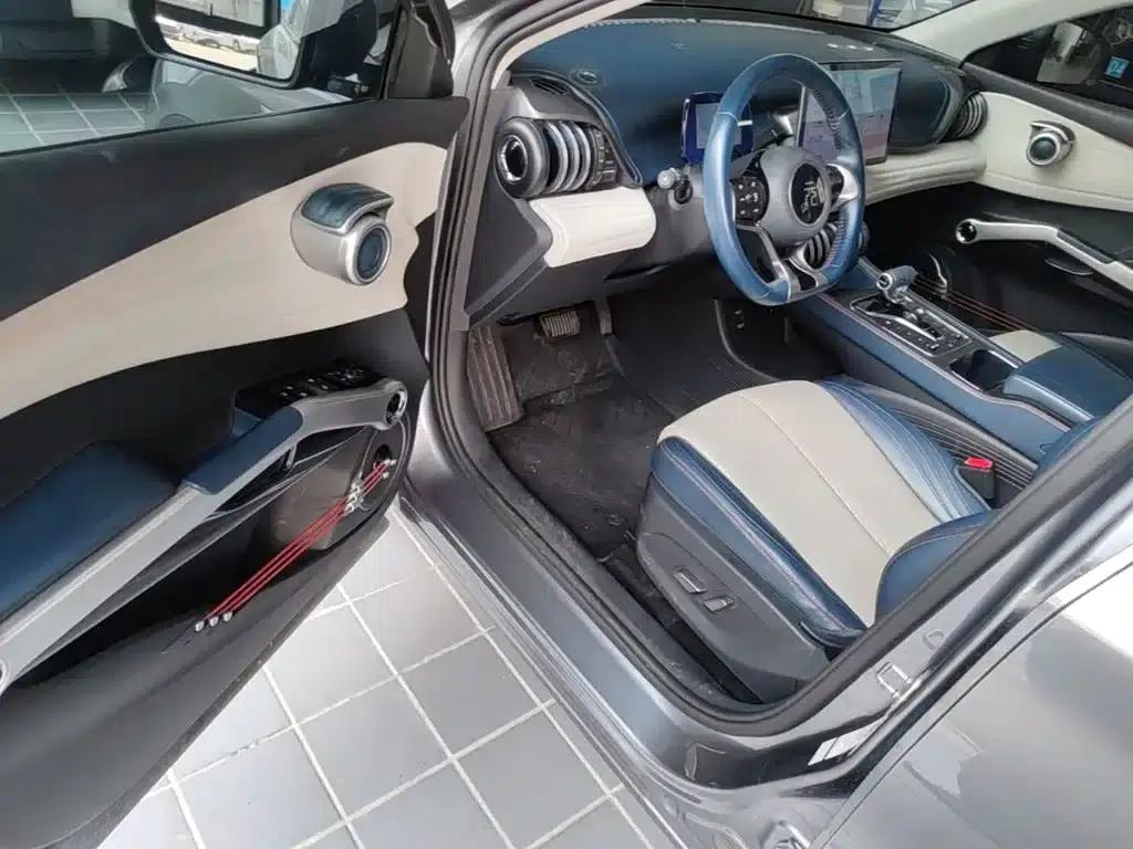 Yuan Plus 2022 430KM Premium — миниатюра 16