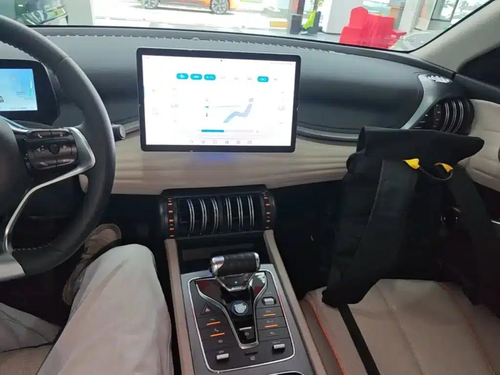 Yuan PLUS 2024 Glory Edition 510KM Superior Model — миниатюра 13