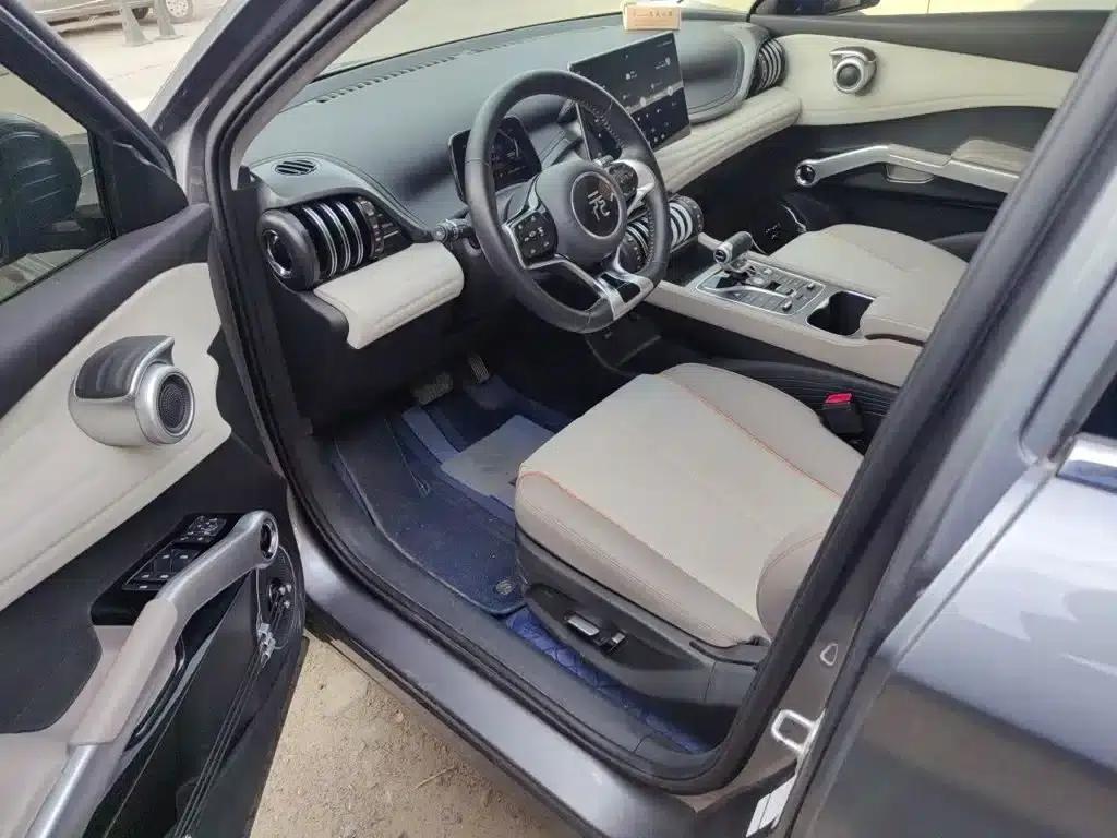 Yuan PLUS 2024 Glory Edition 430KM Leading Model — миниатюра 24