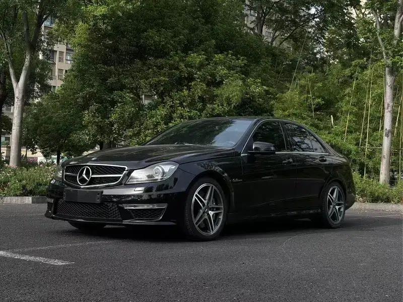 2012 Mercedes-Benz C-Class AMG C 63 Dynamic — миниатюра 1