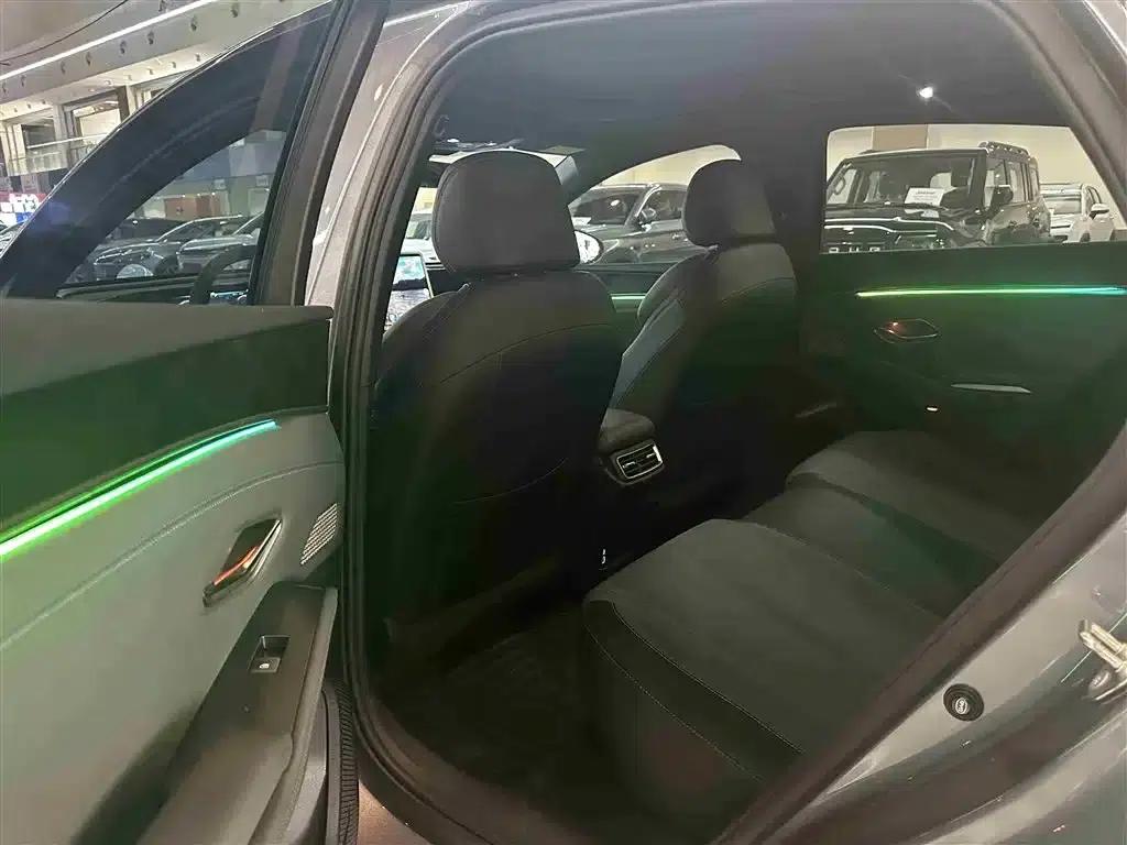 Qin L 2024 DM-i 120KM Super Edition — миниатюра 9